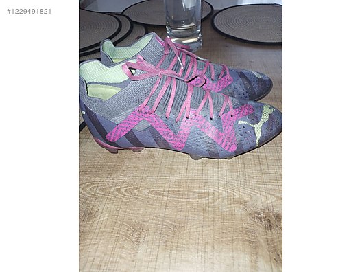 İkinci El ve Sıfır Alışveriş / Spor / Takım Sporları / Futbol / Krampon & Ayakkabı