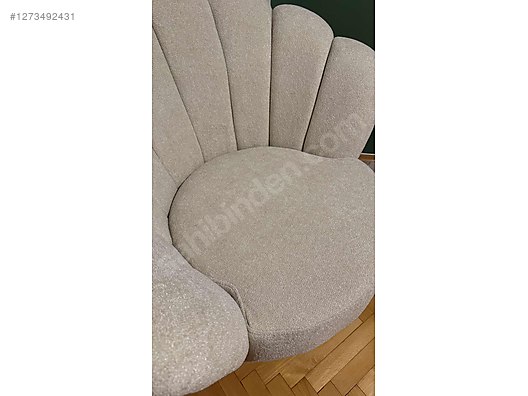 Used & Brand New Items / Home Decor / Furniture / Den & Living Room / Armchair