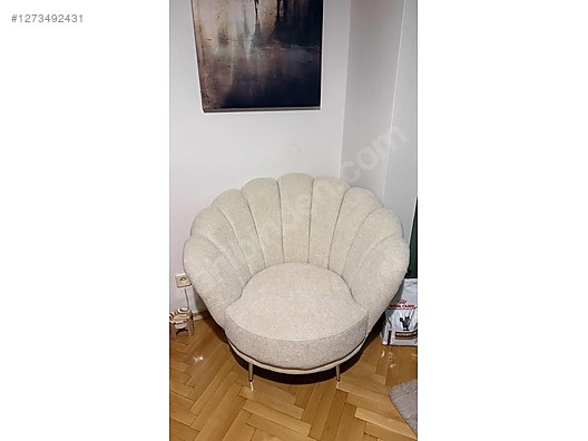 Used & Brand New Items / Home Decor / Furniture / Den & Living Room / Armchair