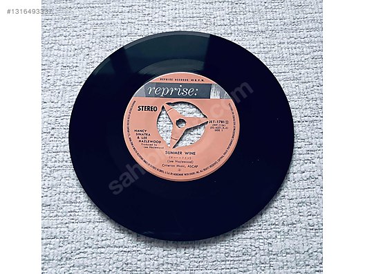 Nancy SiNATRA * SUMMER WiNE * 1968 Japonya baskı 2.el 45lik Plak