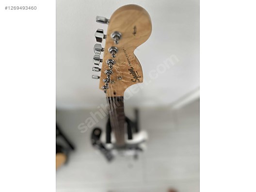 Squier Elektro Gitar