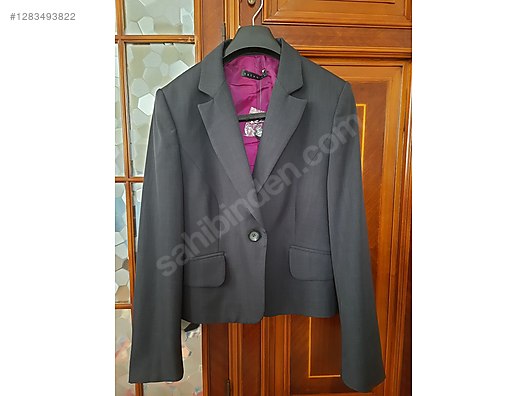 Used & Brand New Items / Clothing & Accessories / Women / Clothing / Jackets