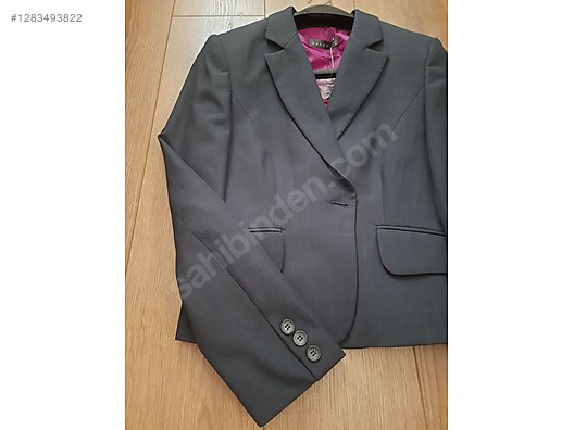 Used & Brand New Items / Clothing & Accessories / Women / Clothing / Jackets