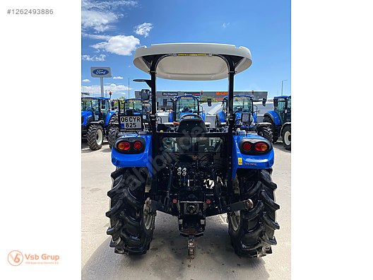 Machinery / Agricultural Machines / Tractors / New Holland / T4.50S