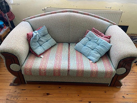 Used & Brand New Items / Home Decor / Furniture / Den & Living Room / Living Room Furniture