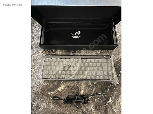 Used & Brand New Items / Gaming & Gamers Exclusive / Gaming Equipment / Gaming Keyboard