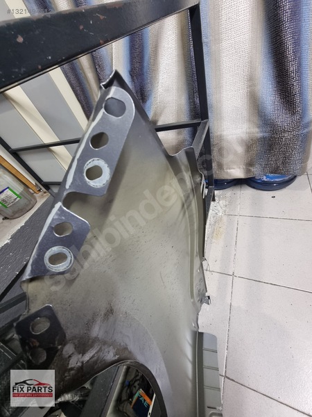 Land Rover Range Rover Çamurluk
