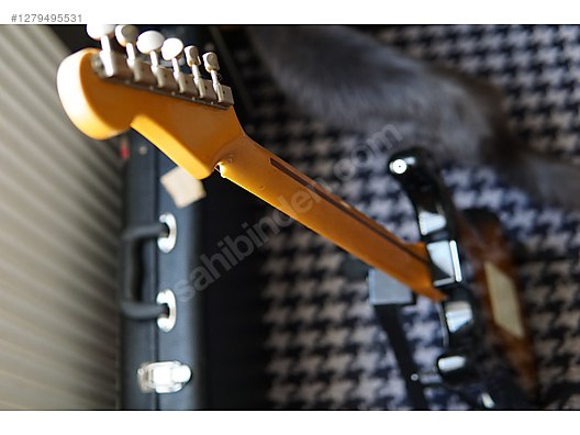 İkinci El ve Sıfır Alışveriş / Müzik / Müzik Aletleri / Telli Çalgılar / Gitar / Elektro