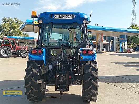Machinery / Agricultural Machines / Tractors / New Holland / T4.75S