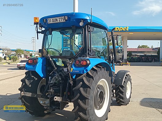 Machinery / Agricultural Machines / Tractors / New Holland / T4.75S