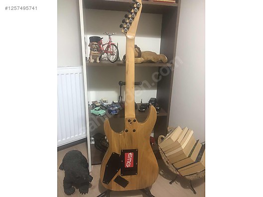 İkinci El ve Sıfır Alışveriş / Müzik / Müzik Aletleri / Telli Çalgılar / Gitar / Elektro