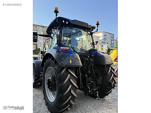 Machinery / Agricultural Machines / Tractors / New Holland / T5.140