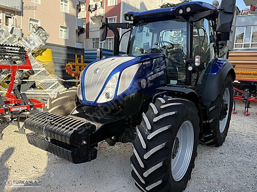 Machinery / Agricultural Machines / Tractors / New Holland / T5.140