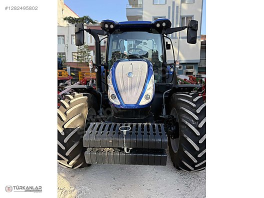 Machinery / Agricultural Machines / Tractors / New Holland / T5.140