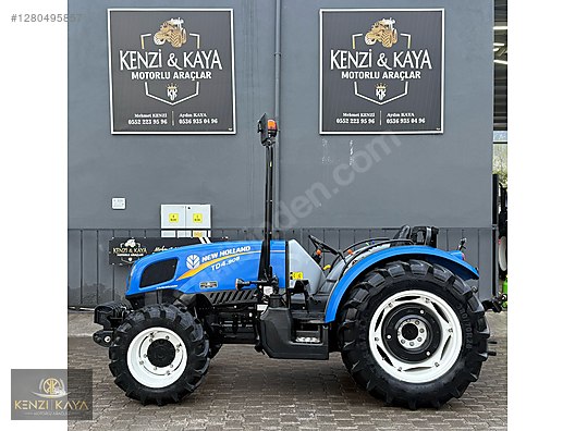 Machinery / Agricultural Machines / Tractors / New Holland / TD4.90B
