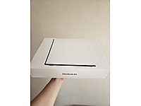 Macbook Air 13.6 inc kutusu
