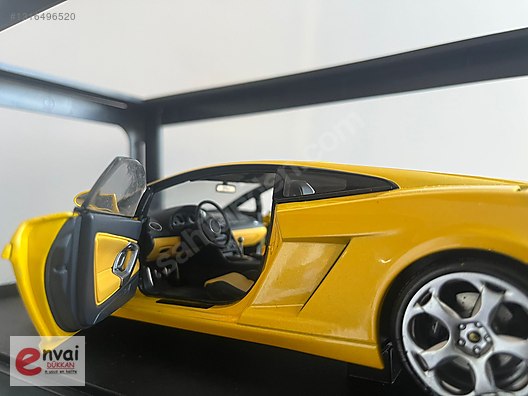 Autoart Diecast Model 1:18 Lamborghini Araba - 1316496520