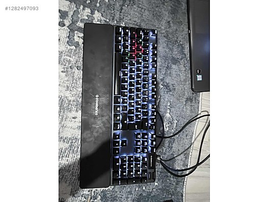 Used & Brand New Items / Gaming & Gamers Exclusive / Gaming Equipment / Gaming Keyboard