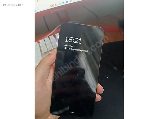 Used & Brand New Items / Cell Phones & Accessories / Cell Phones / Nothing / Phone 1