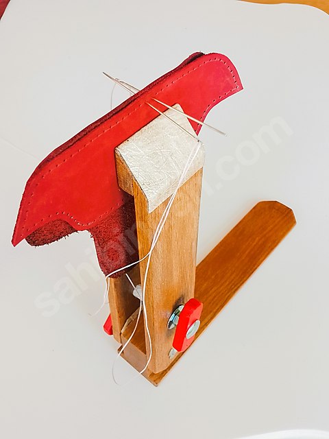 DERİ DİKİŞ MENGENESİ