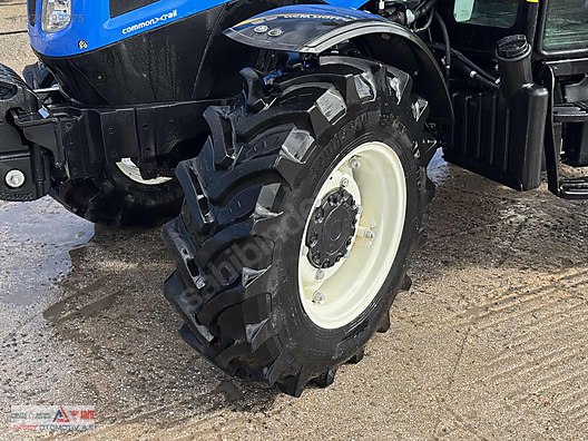 Machinery / Agricultural Machines / Tractors / New Holland / T4.70S