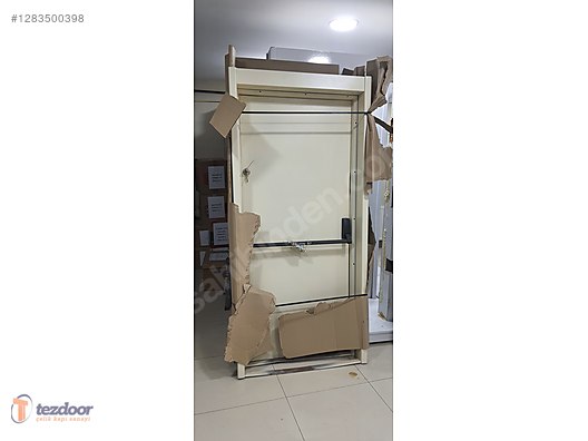 Mağazadan Çelik Kapı