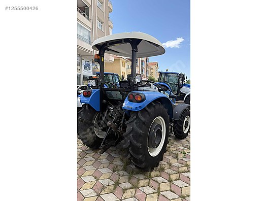 Machinery / Agricultural Machines / Tractors / New Holland / TT4.50