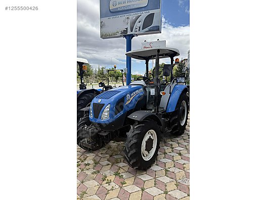 Machinery / Agricultural Machines / Tractors / New Holland / TT4.50