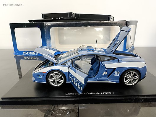 Autoart Diecast Model 1:18 Lamborghini Araba - 1319500586