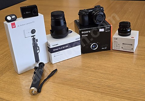 Sony A6300 + Sigma 16mm F1.4 + 7Artisans 35mm F1.2+ Xiaomi YI 4K