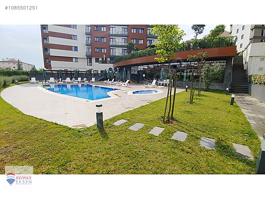 For Sale / Flat / Alemdağ Terrace Koru Uzmanı Nesrin Aktepe'den 1+1  Balkonlu at  - 1085501251