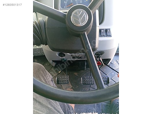 Machinery / Agricultural Machines / Tractors / New Holland / TD65D