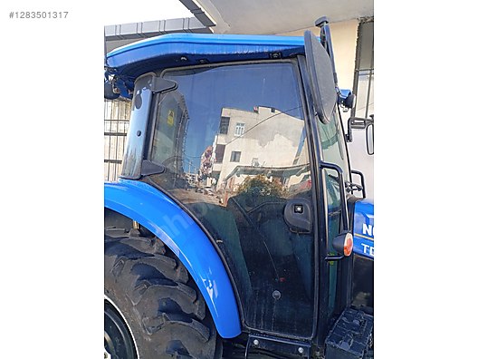 Machinery / Agricultural Machines / Tractors / New Holland / TD65D