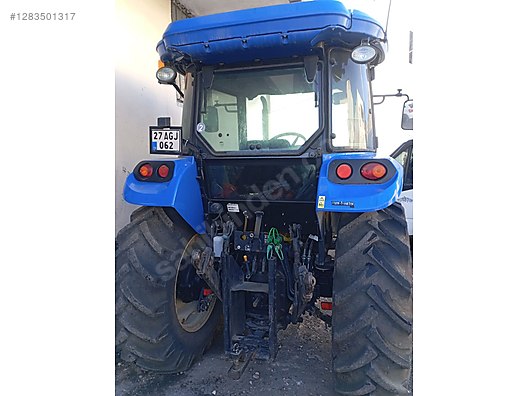 Machinery / Agricultural Machines / Tractors / New Holland / TD65D