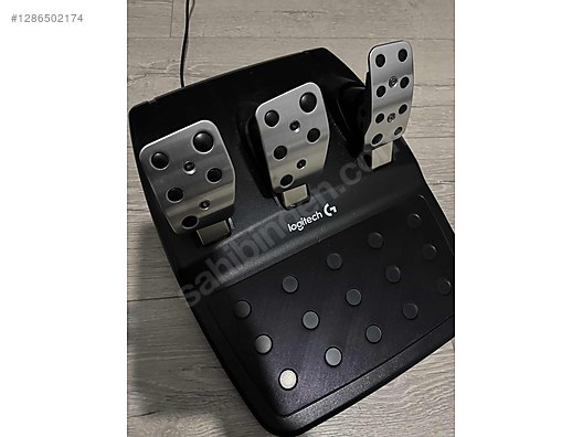 Used & Brand New Items / Gaming & Gamers Exclusive / Gaming Equipment / PC Game Racing Wheels