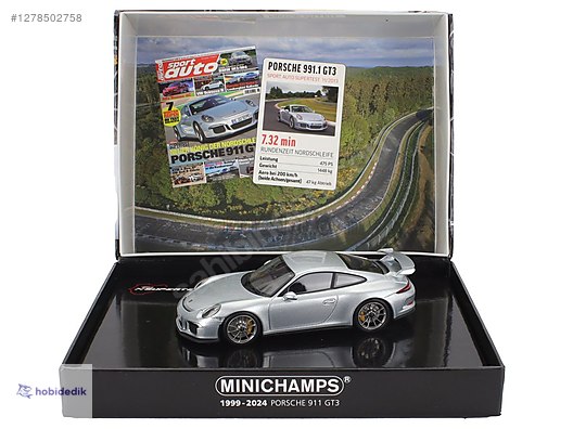 Minichamps Diecast Model 1:43 Porsche Araba - 1278502758
