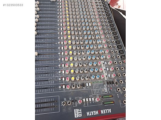ÇOK TEMİZ ALLEN HEATH ZED 22FX SOFT CASE Lİ MİKSER sahibinden