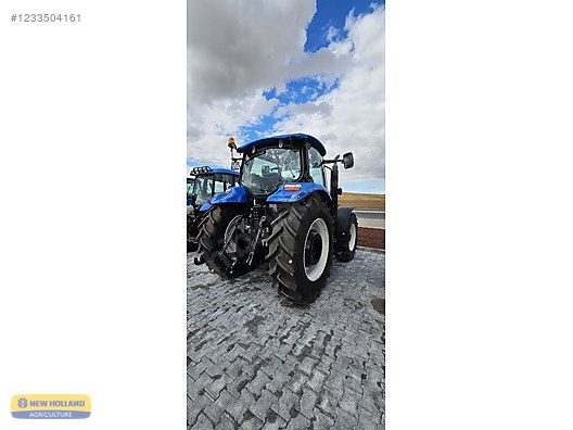 Machinery / Agricultural Machines / Tractors / New Holland / TR6.120