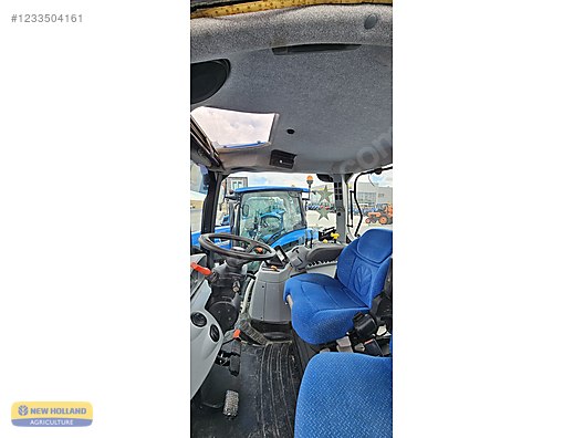 Machinery / Agricultural Machines / Tractors / New Holland / TR6.120