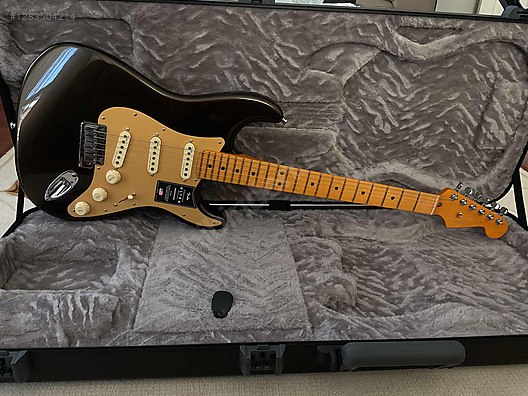 İkinci El ve Sıfır Alışveriş / Müzik / Müzik Aletleri / Telli Çalgılar / Gitar / Elektro