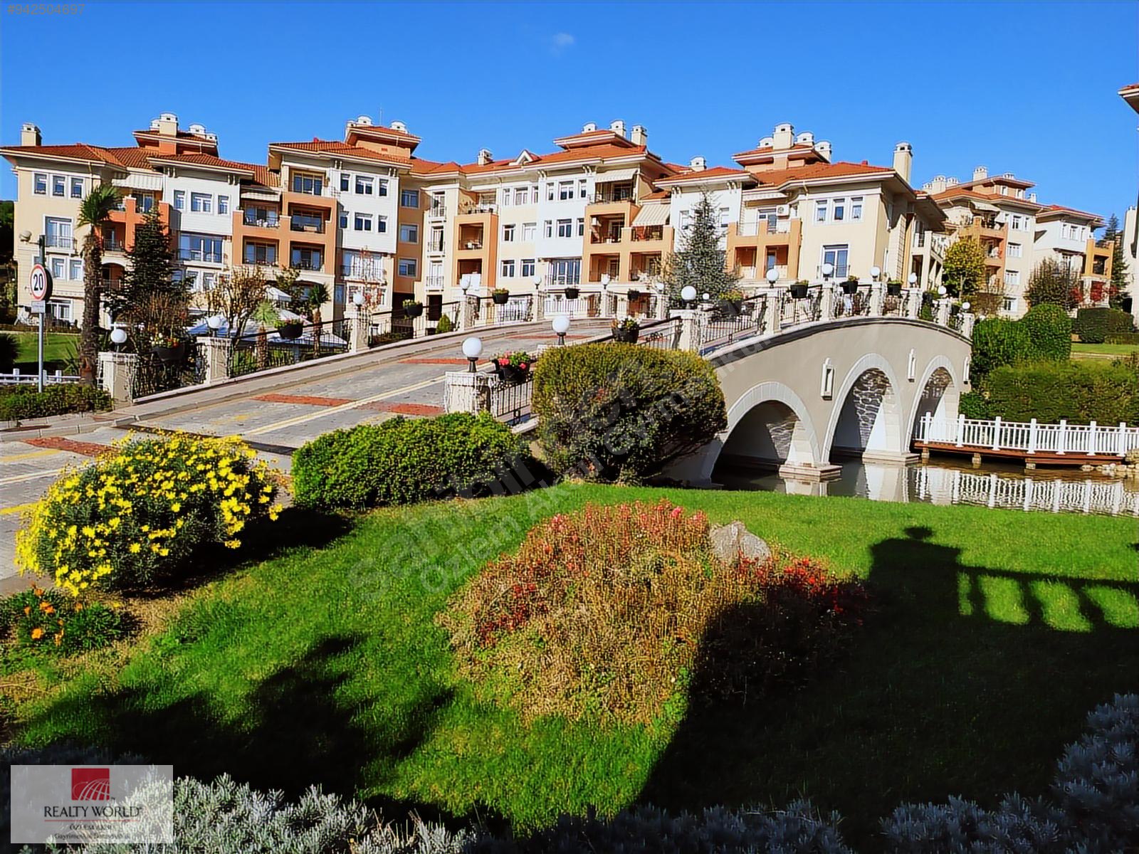 ÖZLEM AKSU..RAPSODİ EVLERİ 2,5+1 KİRALIK BAHÇE KATI DAİRE Kiralık