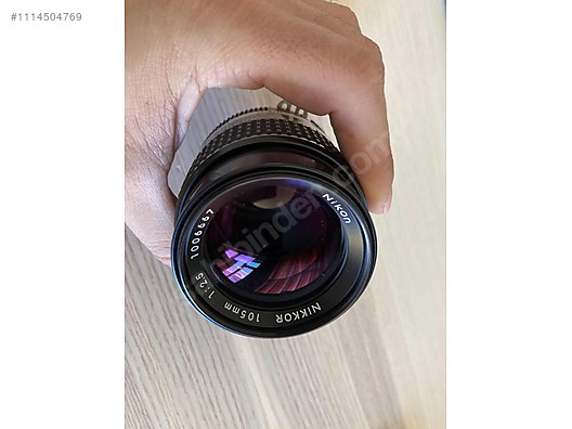 nikon 105mm lens