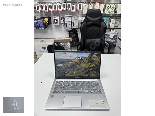 Asus / ASUS X515F İ5 10210U 8RAM 256SSD INTEL EKRAN KARTI