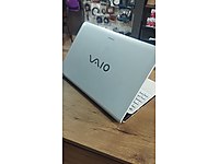 SONY DİZÜSTÜ BİLGİSAYAR