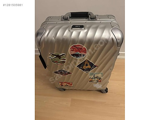 İkinci El ve Sıfır Alışveriş / Giyim & Aksesuar / Valiz & Bavul / Tekli