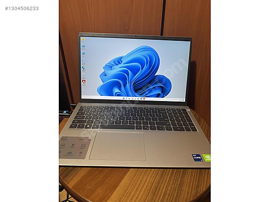 Dell / Dell Inspiron 15 3511 Intel Core i7 1165G7 /512ssd/8ram