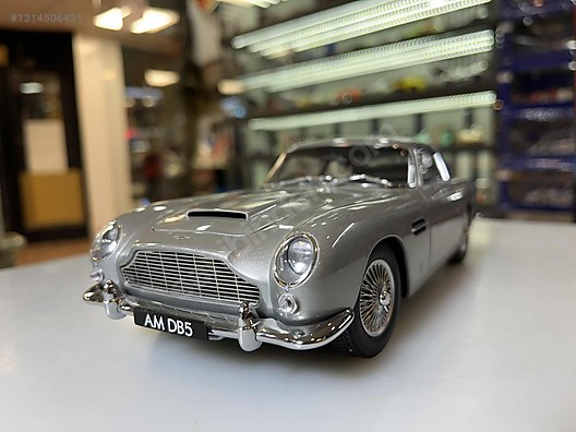 Autoart Diecast Model 1:18 Aston Martin Araba - 1314506431