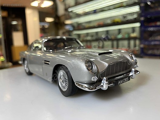 Autoart Diecast Model 1:18 Aston Martin Araba - 1314506431