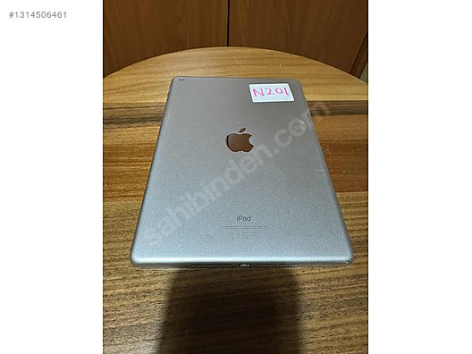 iPad （6th generation）　シルバー s-l400.jpg