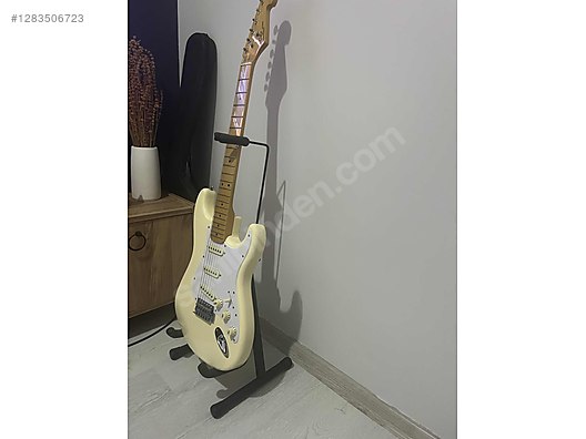 İkinci El ve Sıfır Alışveriş / Müzik / Müzik Aletleri / Telli Çalgılar / Gitar / Elektro